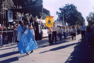 Desfile de instituciones